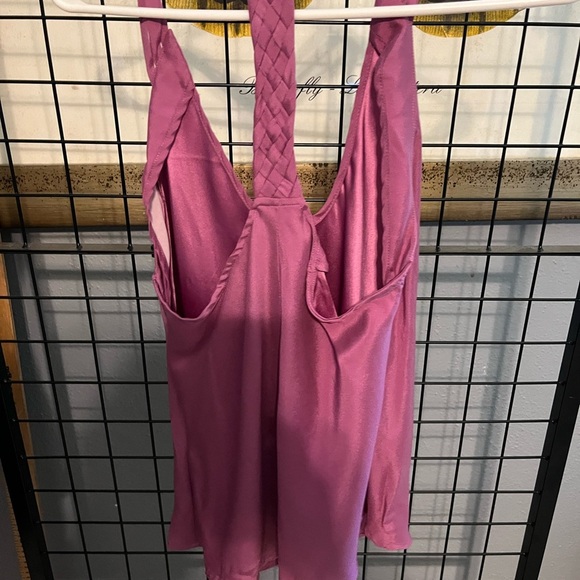 Pink Sleeveless Women's Top 95 percent silk 5 percent spandex - Picture 3 of 5